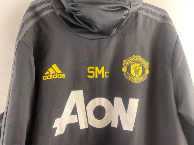 Manchester United Adidas MUFC WRM TOP DX9032 FOOTBALL AON SOCCER Scott McTominay 2