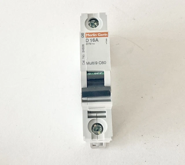 Merlin Gerin D 16A 2-POLE Circuito Interruttore Multi 9 C60 2P Lotto Da 2