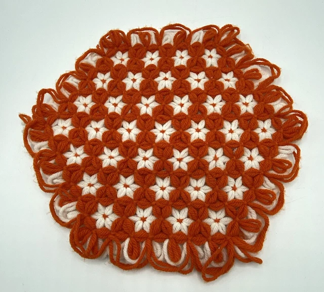 Vintage Yarn Star Trivet Hot Pad Country Cottagecore Daisy Loom Orange White Vintage Yarn Star Trivet Hot Pad Country Cottagecore Daisy Loom Orange White
