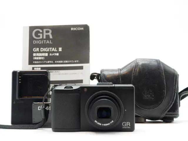 Ricoh GR Digital III 3 Digital Camera Black 4319 Shots w/ Case [Near Mint]#Z630A