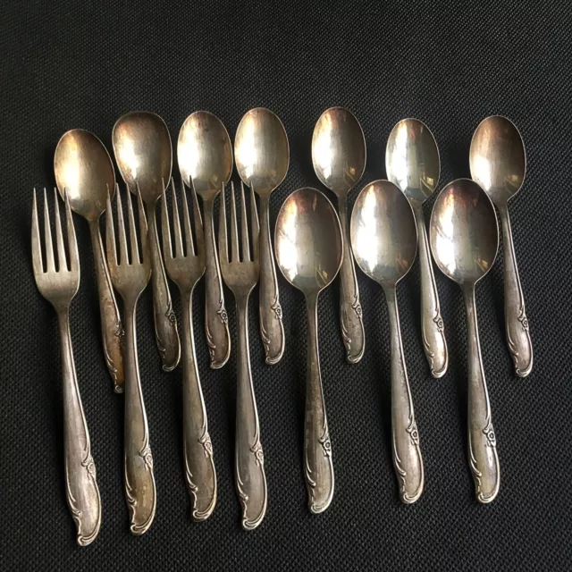 WM Rogers Original Rogers MFG CO Extra Plate Gold Tone 14 Pieces Forks Spoons