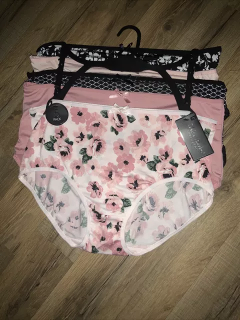 DELTA BURKE 5 Pack Brief Panties Underwear 1X Plus Floral, Solid
