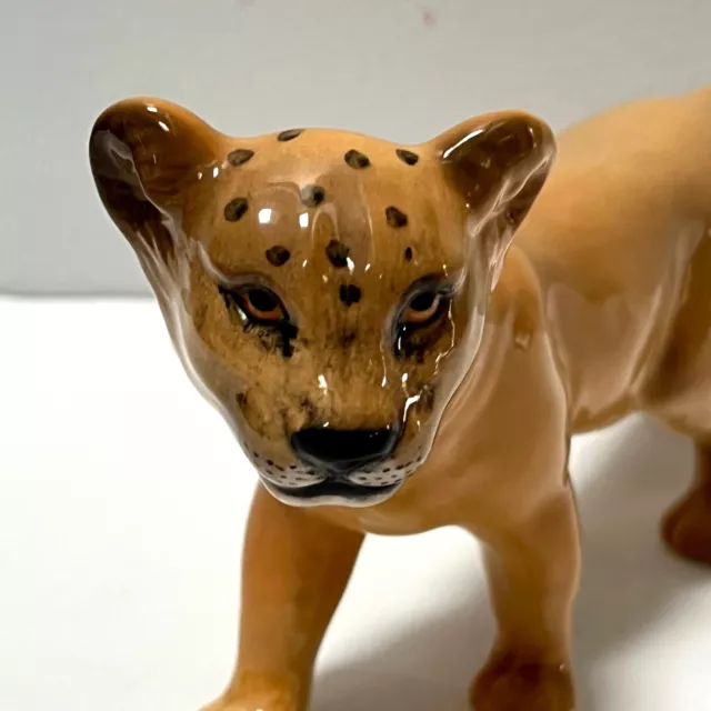 Beswick Lion Cub Facing Left 7in Figurine England 3