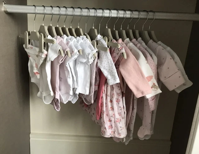 Beautiful Baby Girls Clothes Bundle Age Newborn / 0-1 Month Great Condition. 2