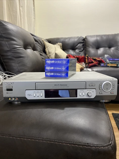 Sony SLV-N80 VHS VCR + 3 Maxwell GX-Silver High Quality Recordable VHS Tapes NEW