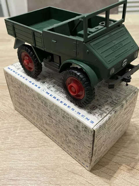 Cursor  Mercedes-Benz Unimog 1:20 Werbemodell 50er Jahre 2