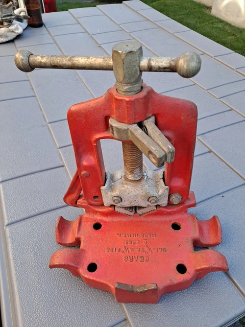 Vintage Sears USA  Bench Yoke Pipe Vise 9-5555 CAP 1/8” - 2 1/2” FREE SHIP USA