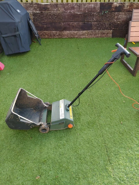 Black & decker lawn raker gd200 deals