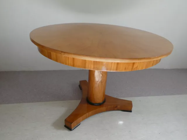 Sehr schöner Original Biedermeier Tisch,  Kirschbaum, neu restauriert