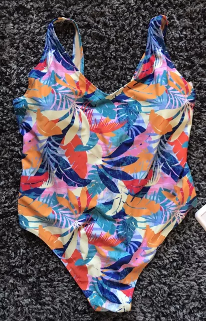 Old navy one piece swimsuit Women's size 3X floral tropical botanical vacation