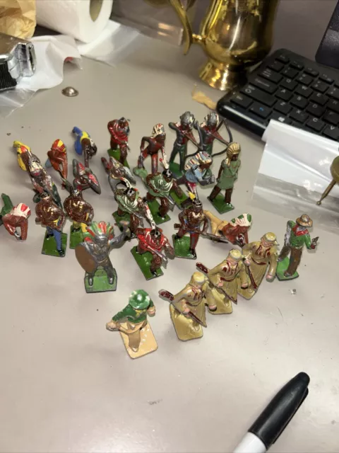 Lot of 26 Lead Metal Soldiers Figures Cowboys Indians Vintage Buffalo Bill