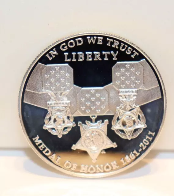 2011 P One Dollar " Medal of Honor" US Silver Coin