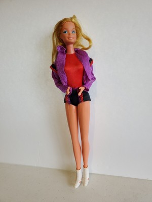 BARBIE SUPERSTAR ROLLER SKATING Doll 1980 Made in Taiwan, Mattel $150.