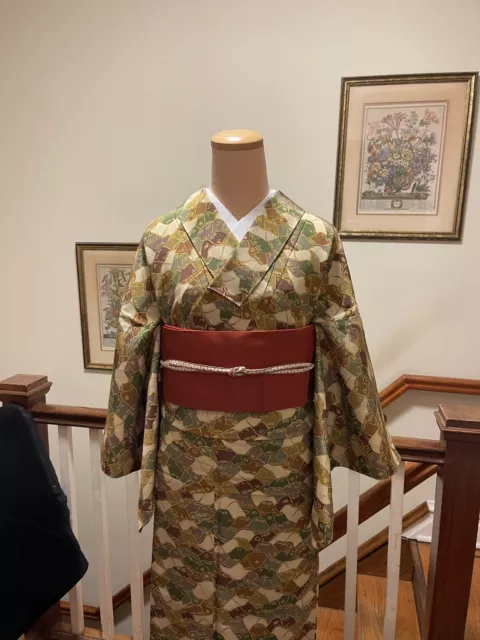 Silk Japanese Traditional Vintage Kimono With Cute Birds Pattern (Kimono Only)