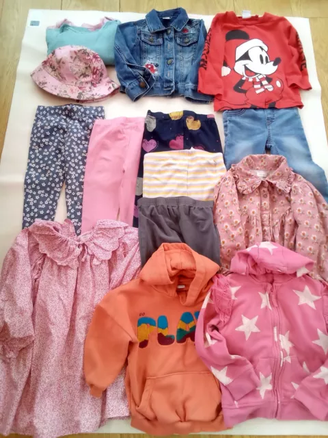 Large bundle girls clothes age 18/24 months