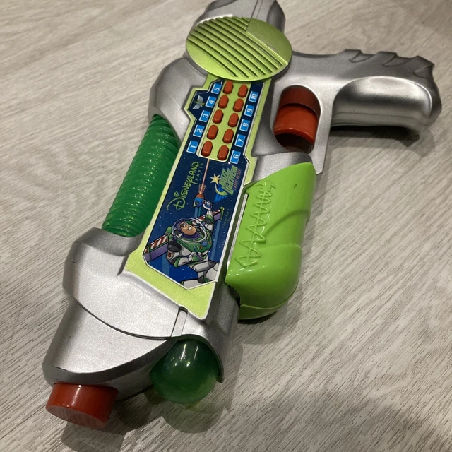 DISNEY TOY STORY Buzz Lightyear Laser Blast Gun Lights Sounds