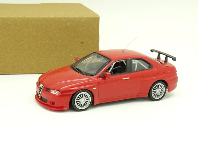 ALFA ROMEO BRERA 2002 Rouge SPARK S0395 1:43 de reference S0395