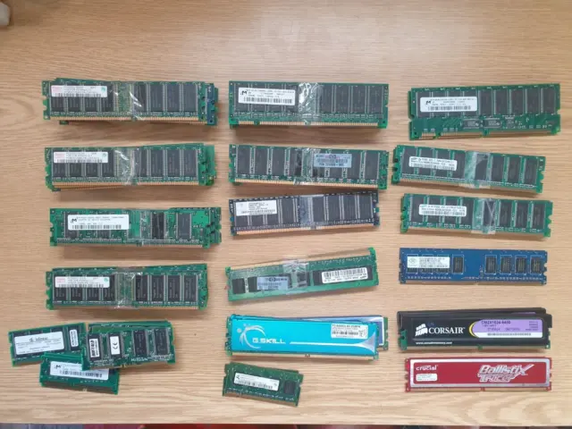 Lot de 100 Barrettes Memoires RAM