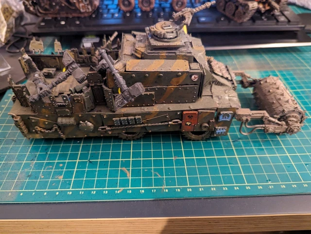 WARHAMMER 40K, SPACE Orks Battlewagon EUR 11,68 - PicClick FR