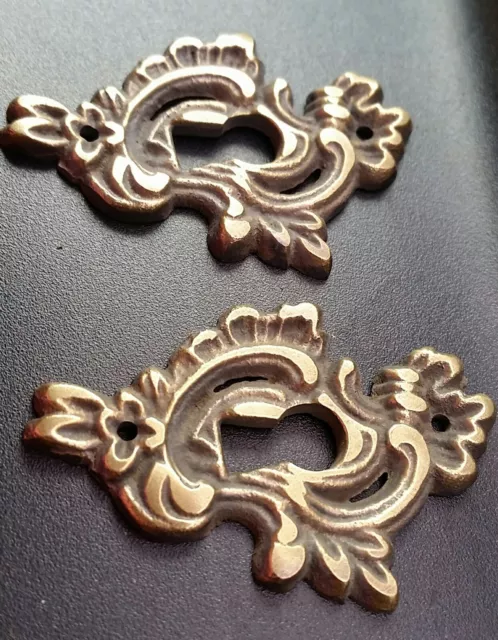 2 Antique Brass French Keyhole Escutcheons Ornate Fancy Keyhole Escutcheon #E15 2