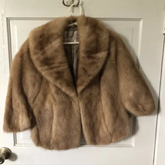 Three Rivers Furs Light Brown Beige Mink Stole Cape Jacket Three Rivers Furs Light Brown Beige Mink Stole Cape Jacket