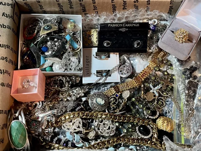 9+Lb Vintage To Now Estate Costume Jewelry Lot Some Signed/Brands Mixed Material