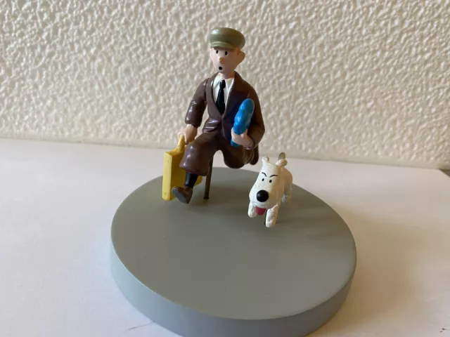 Tintin A La Valise Et Milou Résine Neuf