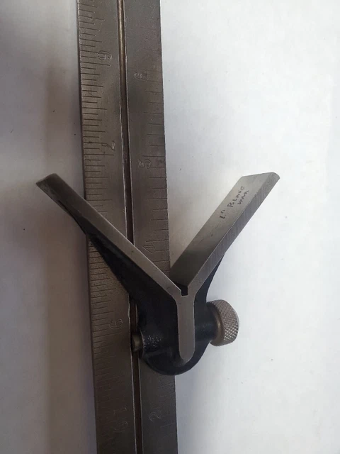Brown & Sharpe Centering Head good used for 6 inch rules, hardened B&S