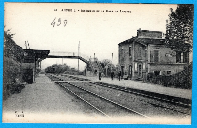 Cpa 94 Arceuil - Interieur De La Gare De Laplace