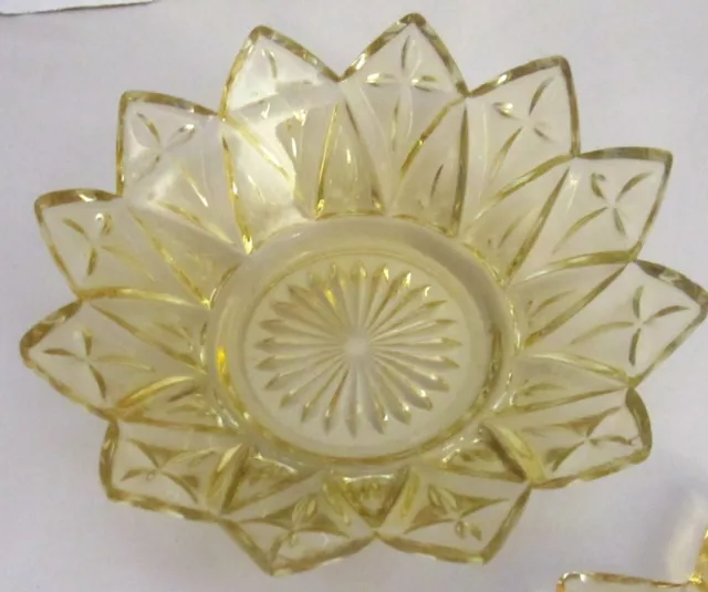 Petal Gold Federal Glass Vintage Set of 3 One Curved Dish Two Flat Dishes 2