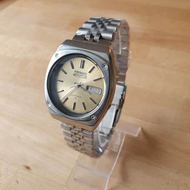 Seiko Actus Watch Vintage 7019 Movement Automatic New Steel Jubilee Strap