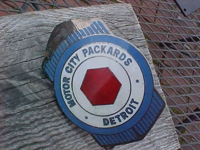 1970s VINTAGE MOTOR CITY PACKARDS GRILLE BADGE GOOD USED PACKARD HEX LOGO