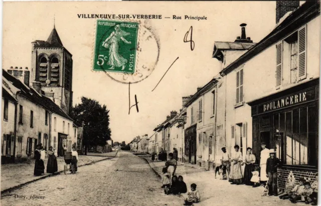 CPA VILLENEUVE-sur-VERBERIE - Rue Principale (259571)