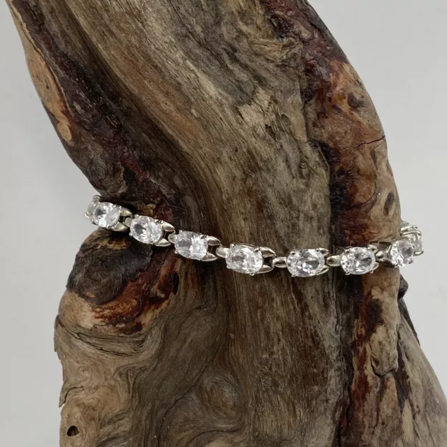 Beautiful 925 Sterling Silver FAS Clear Glass Stone Shimmering Tennis Bracelet