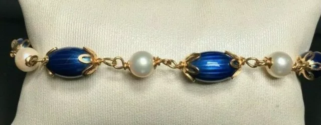 18K Yellow Gold Guilloche Enamel And Pearl Bracelet - 8'' Long, Beaded Style