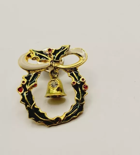 Christmas Wreath Bell Lapel Pin Enamel Gold Tone Holiday Jewelry #137