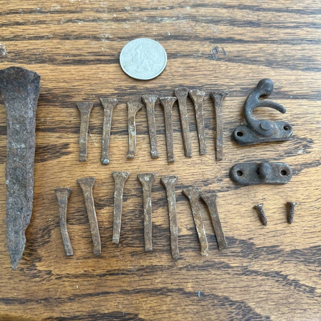 15 VTG SQUARE FLAT HEAD NAILS 1" 1800'S VICTORIAN STEAMPUNK hardware spike