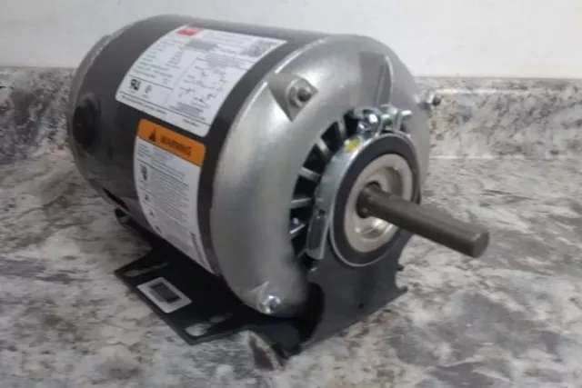 Dayton 4K259 1/2 HP 1725 RPM 115/208-230V Split-Phase Belt Drive Motor