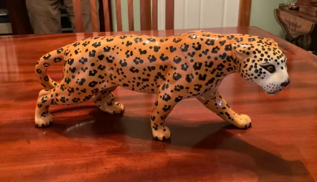 Beswick Leopard figurine