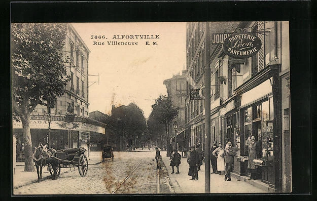 CPA Alfortville, Rue Villeneuve et Papeterie Léon