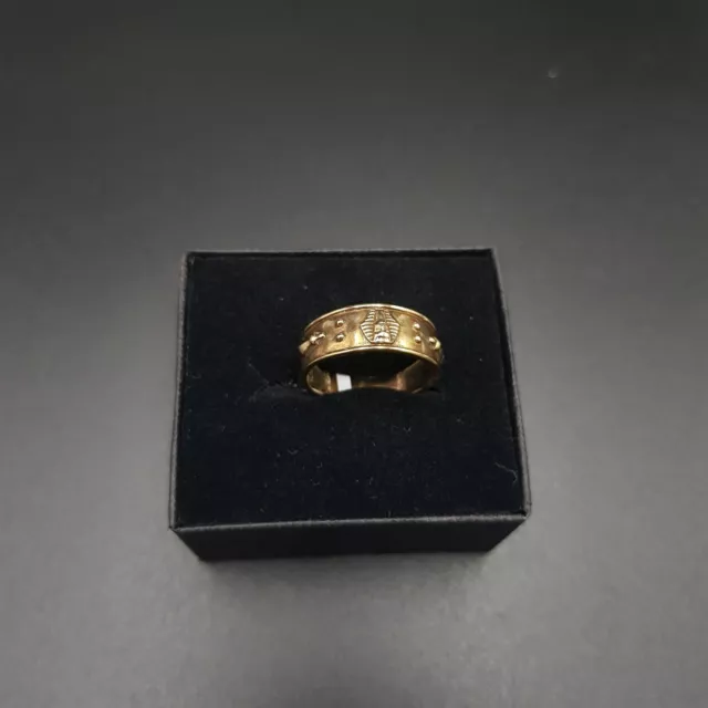 9Ct Yellow Gold Dress Ring 3.3Gms 375 Bee Symbol Egyptian Pattern