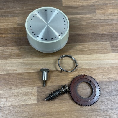 Singer 600 600E Touch & Sew Sewing Machine Parts Flywheel Hand Wheel Vintage