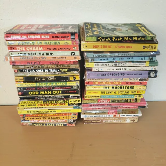 Lot Of 40 Pulp Fiction crime Mystery detective Vintage paperback books 40s 50s