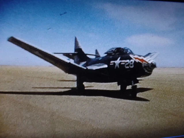 Raro Vintage 8mm Película en Casa Carrete Espectáculo Aéreo Demostración EE. UU. Jets Aviones A44