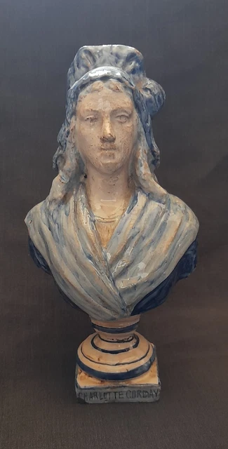 Busto maiolica policroma ceramica figura di Charlotte Corday Francia fine 1800