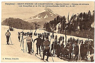 CPA 38 Isère Saint-Pierre de Chartreuse Course de Skieurs animé