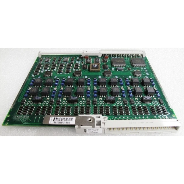 Ericsson ELU28 ROF137 5334/3 R3B 20040420 Telephone Module Card