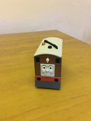 thomas tank engine battery operated