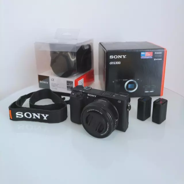 Sony Alpha 6300 Digitalkamera mit E PZ 16-50mm F3,5-5,6 OSS Objektiv - Schwarz