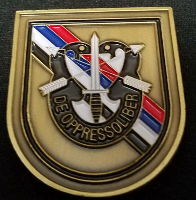 US ARMY SPECIAL Forces Detachment Korea Flash Shaped Challenge Coin £97